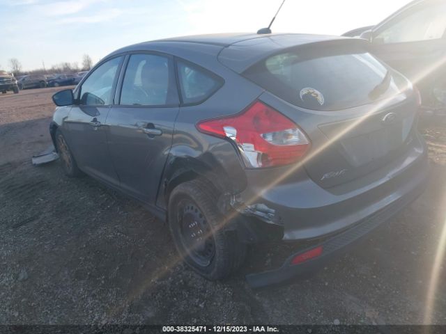 Photo 2 VIN: 1FAHP3K21CL448240 - FORD FOCUS 