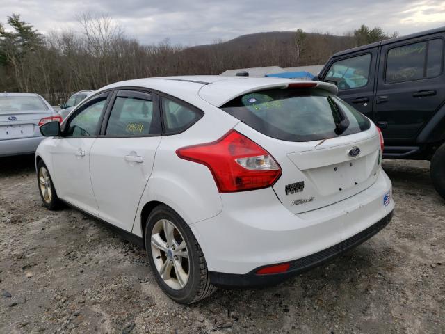 Photo 2 VIN: 1FAHP3K21CL453339 - FORD FOCUS SE 