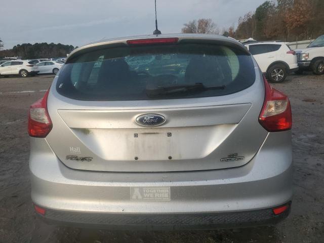 Photo 5 VIN: 1FAHP3K21CL463062 - FORD FOCUS SE 