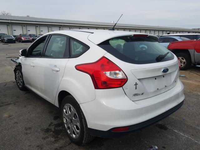 Photo 2 VIN: 1FAHP3K22CL120941 - FORD FOCUS SE 