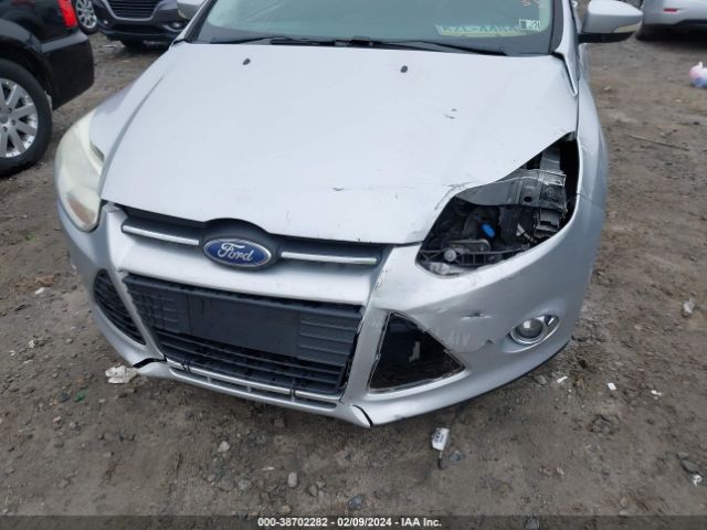 Photo 5 VIN: 1FAHP3K22CL135181 - FORD FOCUS 