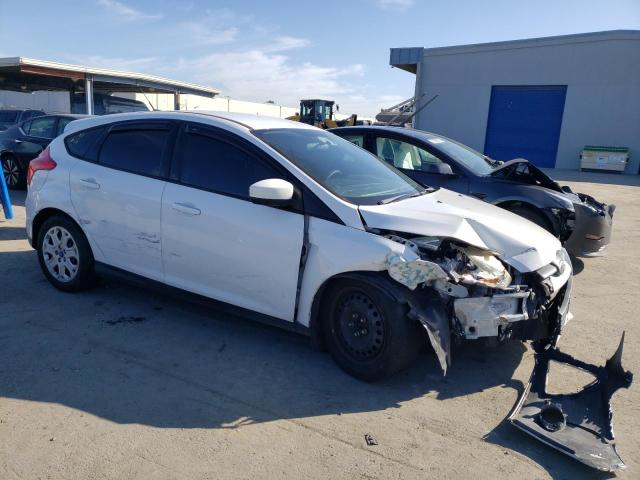 Photo 3 VIN: 1FAHP3K22CL177561 - FORD FOCUS 