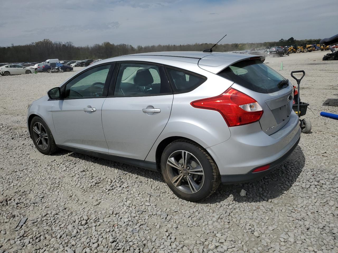 Photo 1 VIN: 1FAHP3K22CL183490 - FORD FOCUS 