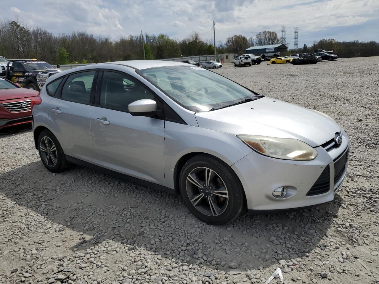 Photo 3 VIN: 1FAHP3K22CL183490 - FORD FOCUS 