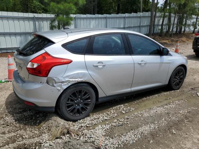 Photo 2 VIN: 1FAHP3K22CL247494 - FORD FOCUS SE 