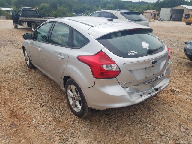 Photo 2 VIN: 1FAHP3K22CL282262 - FORD FOCUS SE 