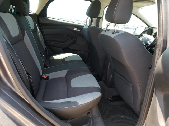 Photo 5 VIN: 1FAHP3K23CL130829 - FORD FOCUS SE 