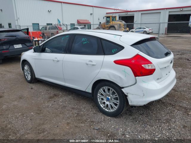 Photo 2 VIN: 1FAHP3K23CL179531 - FORD FOCUS 