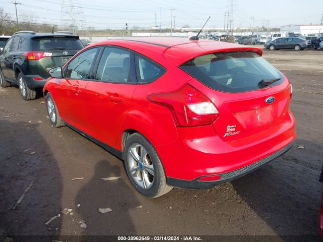 Photo 2 VIN: 1FAHP3K23CL205397 - FORD FOCUS 