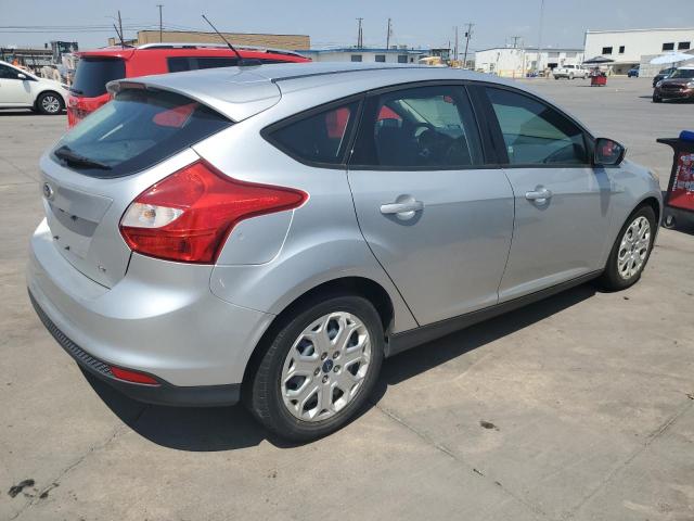 Photo 2 VIN: 1FAHP3K23CL239162 - FORD FOCUS SE 