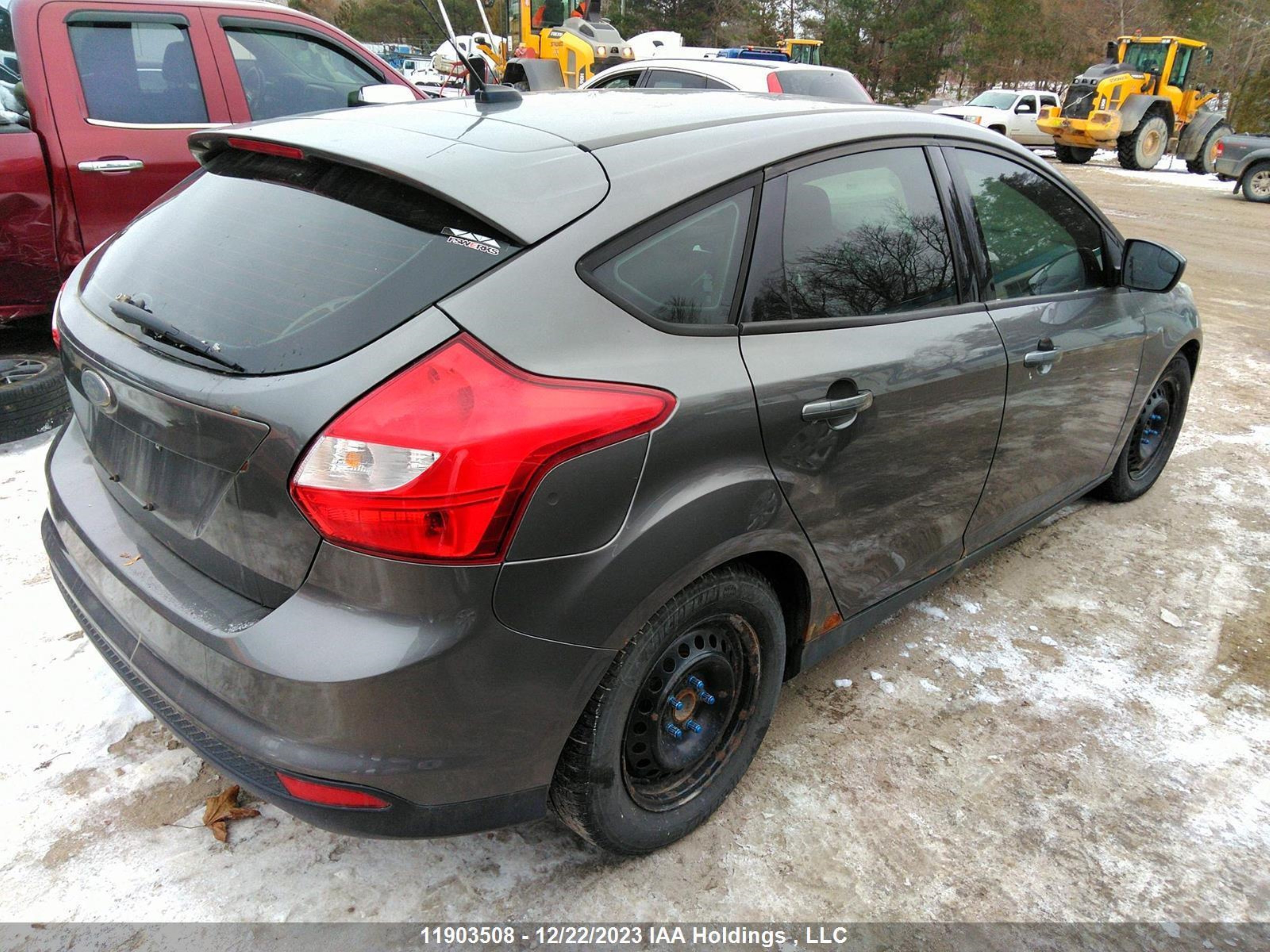 Photo 3 VIN: 1FAHP3K23CL240103 - FORD FOCUS 