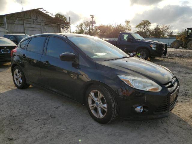 Photo 3 VIN: 1FAHP3K23CL256916 - FORD FOCUS SE 