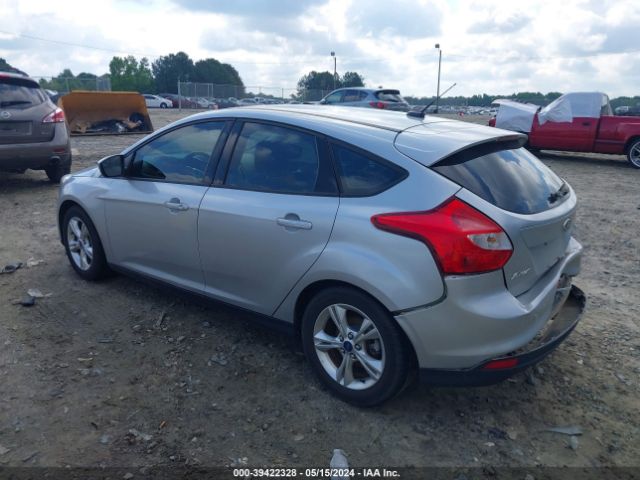 Photo 2 VIN: 1FAHP3K23CL282156 - FORD FOCUS 