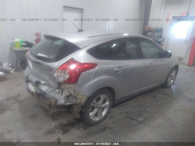 Photo 3 VIN: 1FAHP3K23CL283887 - FORD FOCUS 