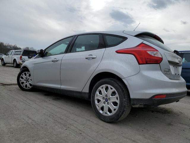 Photo 1 VIN: 1FAHP3K23CL299460 - FORD FOCUS SE 