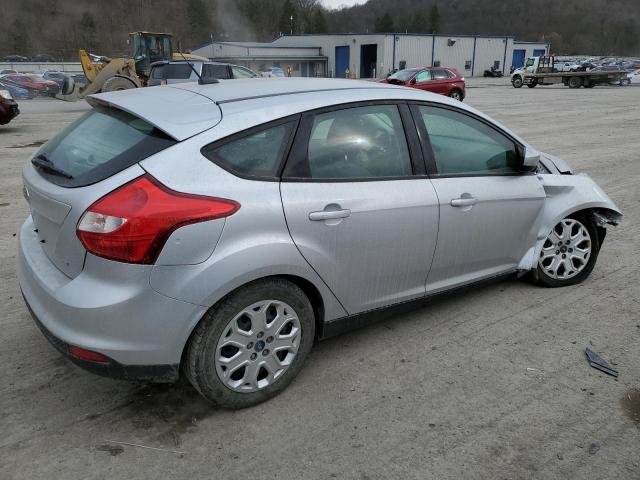 Photo 2 VIN: 1FAHP3K23CL299460 - FORD FOCUS SE 