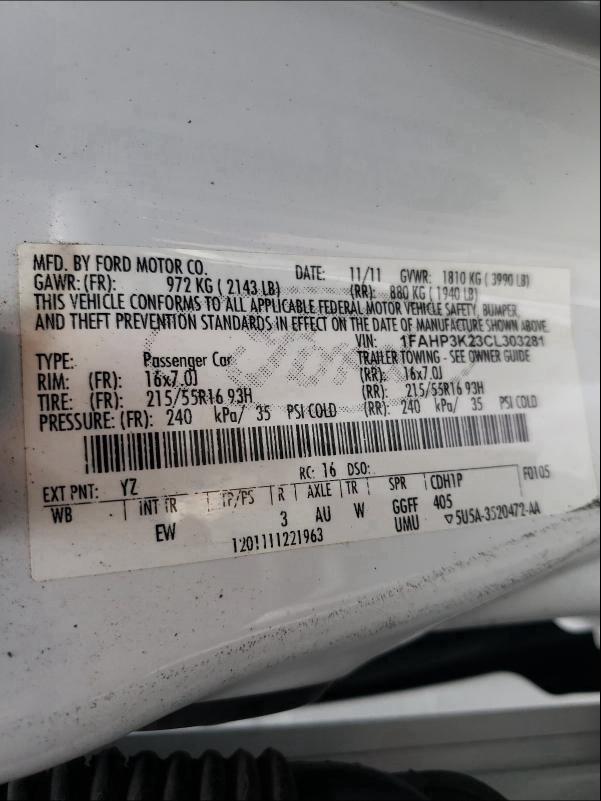 Photo 9 VIN: 1FAHP3K23CL303281 - FORD FOCUS SE 