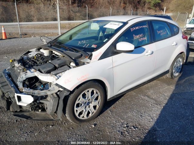 Photo 1 VIN: 1FAHP3K23CL315012 - FORD FOCUS 