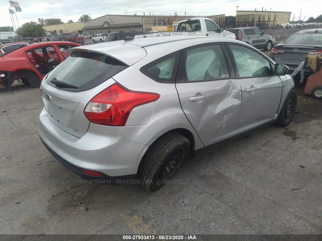 Photo 3 VIN: 1FAHP3K23CL409195 - FORD FOCUS 