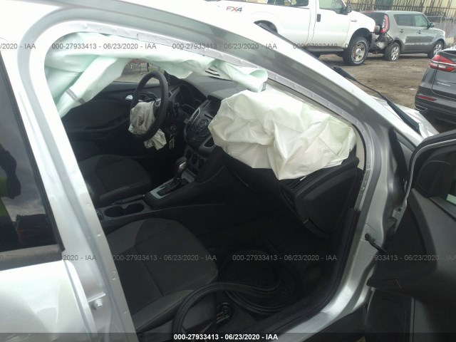 Photo 4 VIN: 1FAHP3K23CL409195 - FORD FOCUS 