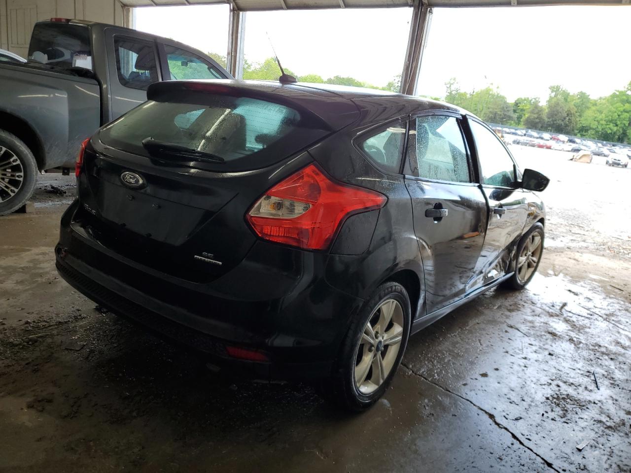 Photo 2 VIN: 1FAHP3K23CL443797 - FORD FOCUS 