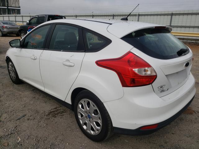 Photo 2 VIN: 1FAHP3K24CL126630 - FORD FOCUS SE 