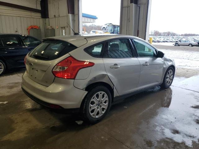 Photo 2 VIN: 1FAHP3K24CL154749 - FORD FOCUS SE 