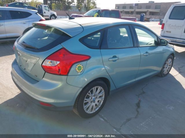 Photo 3 VIN: 1FAHP3K24CL169283 - FORD FOCUS 