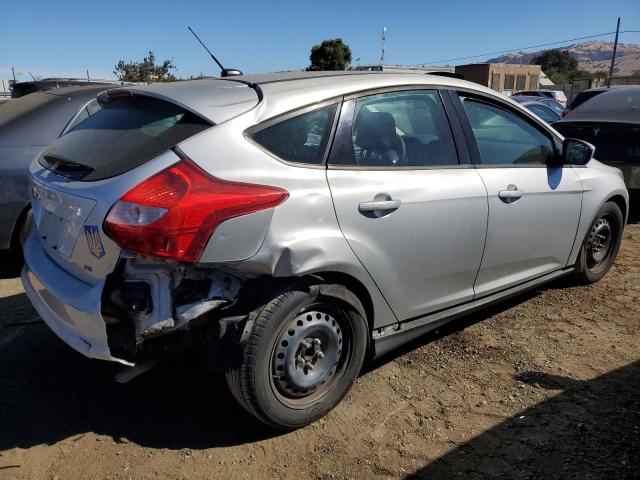 Photo 2 VIN: 1FAHP3K24CL177741 - FORD FOCUS SE 