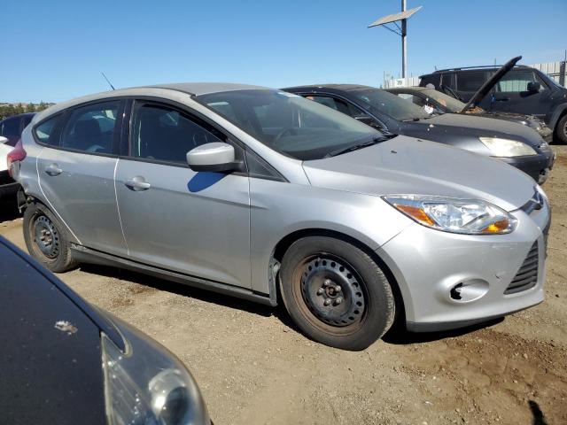 Photo 3 VIN: 1FAHP3K24CL177741 - FORD FOCUS SE 