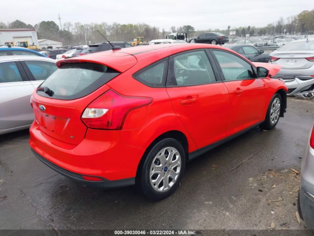 Photo 3 VIN: 1FAHP3K24CL204954 - FORD FOCUS 