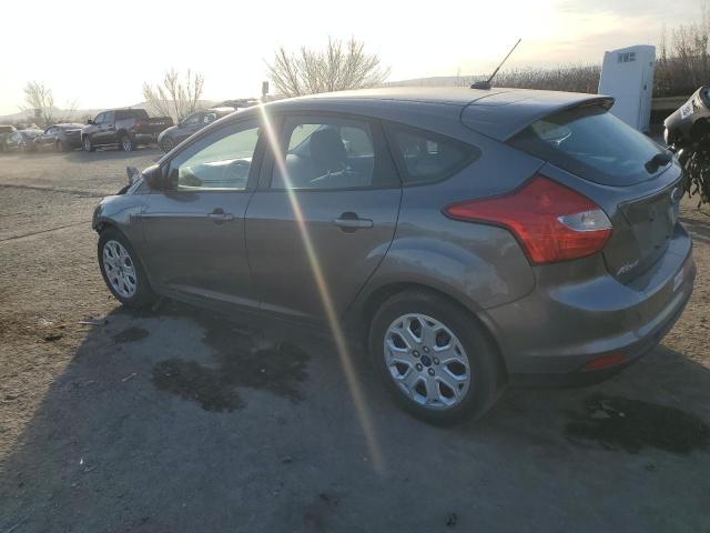 Photo 1 VIN: 1FAHP3K24CL267620 - FORD FOCUS SE 