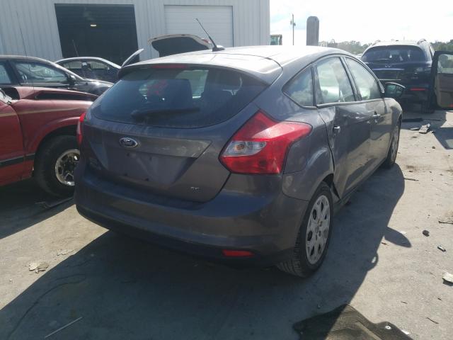 Photo 3 VIN: 1FAHP3K24CL268735 - FORD FOCUS SE 