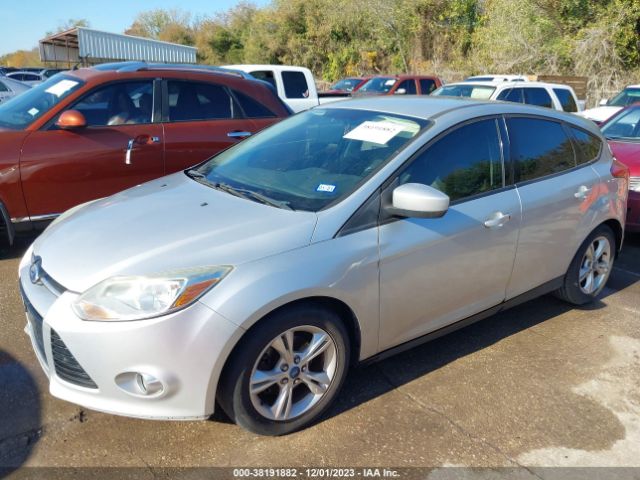 Photo 1 VIN: 1FAHP3K24CL284546 - FORD FOCUS 