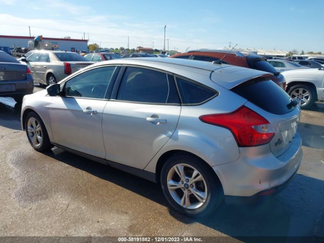 Photo 2 VIN: 1FAHP3K24CL284546 - FORD FOCUS 