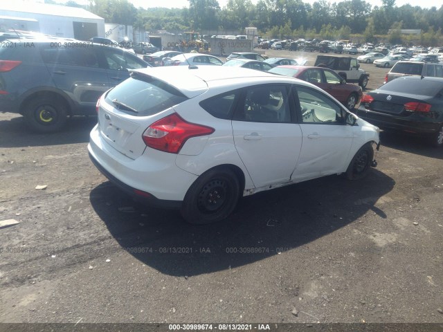 Photo 3 VIN: 1FAHP3K24CL287351 - FORD FOCUS 