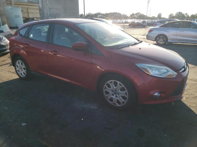 Photo 3 VIN: 1FAHP3K24CL315746 - FORD FOCUS SE 