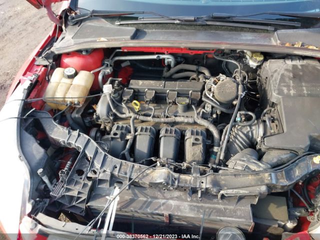 Photo 9 VIN: 1FAHP3K24CL414440 - FORD FOCUS 