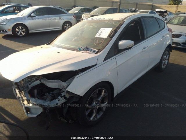 Photo 1 VIN: 1FAHP3K24CL445591 - FORD FOCUS 