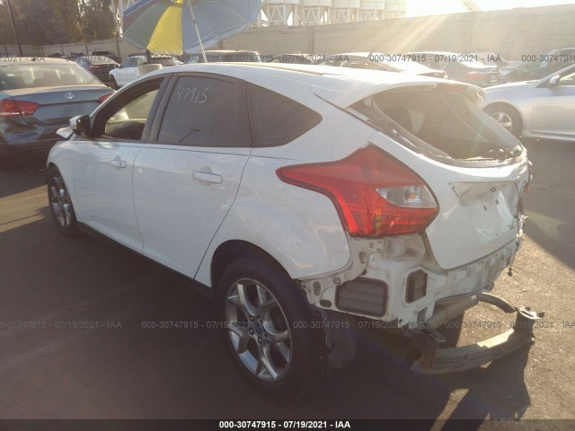 Photo 2 VIN: 1FAHP3K24CL445591 - FORD FOCUS 