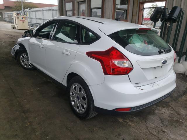 Photo 2 VIN: 1FAHP3K24CL450211 - FORD FOCUS SE 