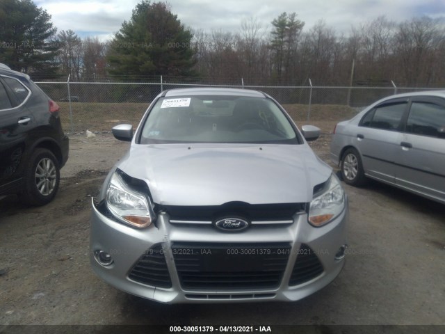 Photo 5 VIN: 1FAHP3K24CL455148 - FORD FOCUS 