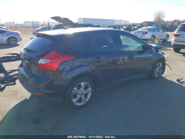 Photo 3 VIN: 1FAHP3K25CL114504 - FORD FOCUS 