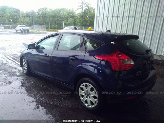 Photo 2 VIN: 1FAHP3K25CL140200 - FORD FOCUS 