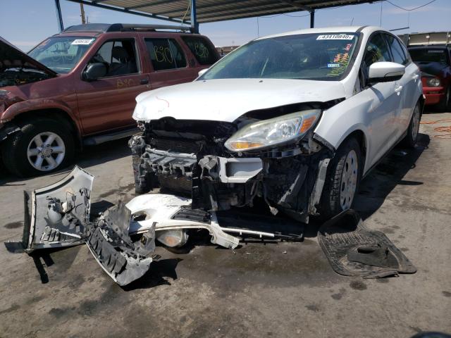 Photo 1 VIN: 1FAHP3K25CL146983 - FORD FOCUS SE 