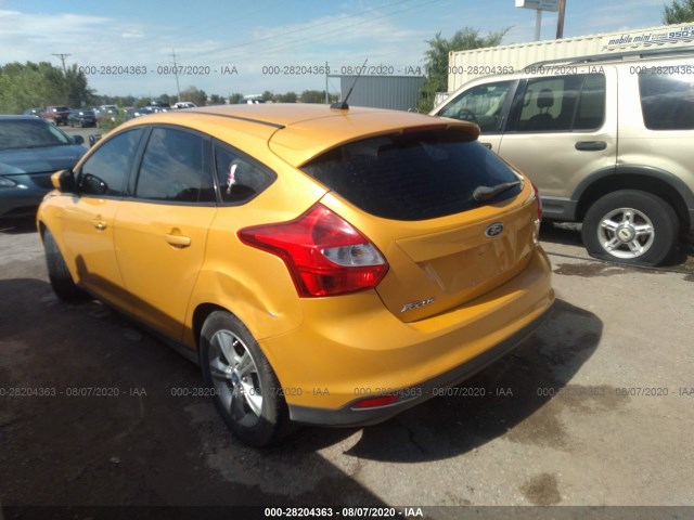 Photo 2 VIN: 1FAHP3K25CL154596 - FORD FOCUS 