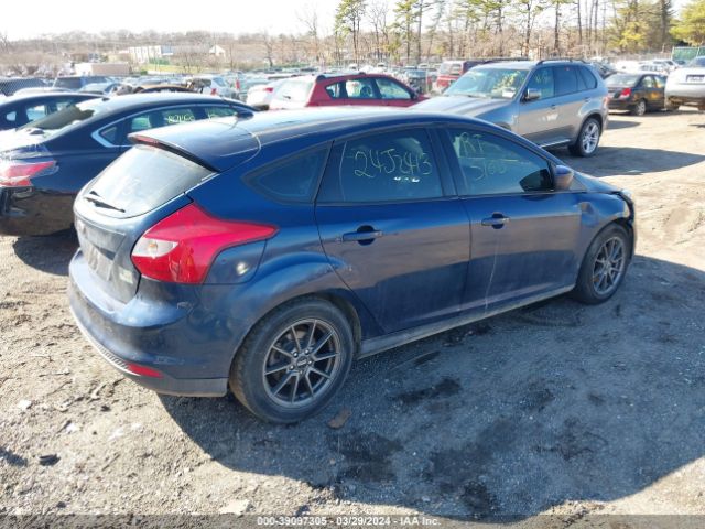 Photo 3 VIN: 1FAHP3K25CL159944 - FORD FOCUS 