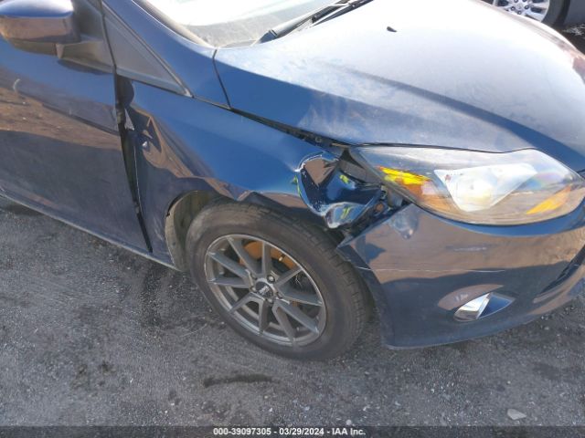 Photo 5 VIN: 1FAHP3K25CL159944 - FORD FOCUS 