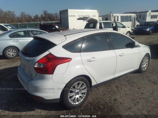 Photo 3 VIN: 1FAHP3K25CL168949 - FORD FOCUS 