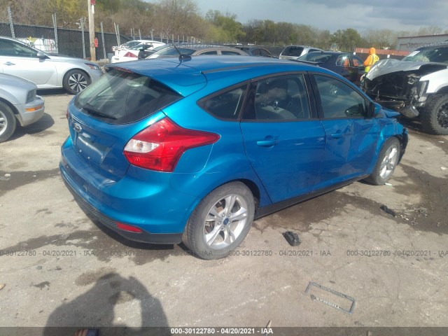 Photo 3 VIN: 1FAHP3K25CL187906 - FORD FOCUS 